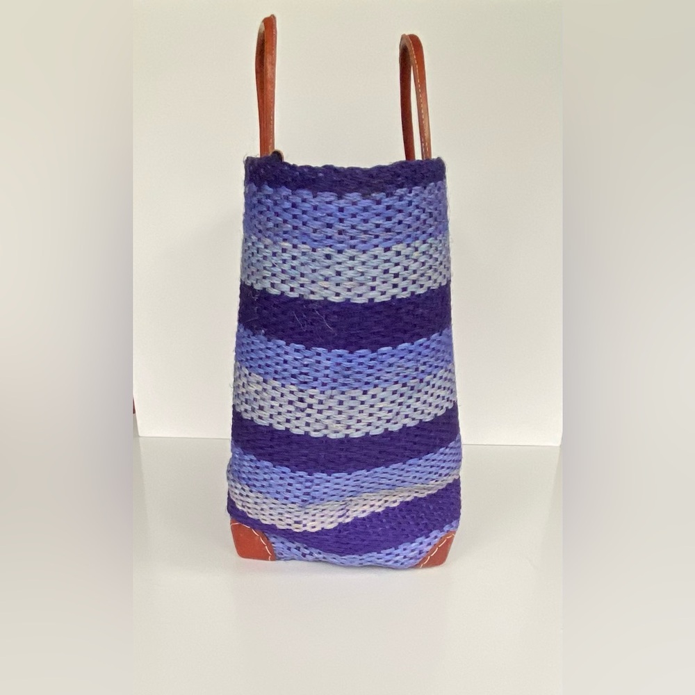 LOVESTITCH Woven Multi-Striped Tote Basket Bag, with Hand-cut Leather Handles - Picture 4 of 12